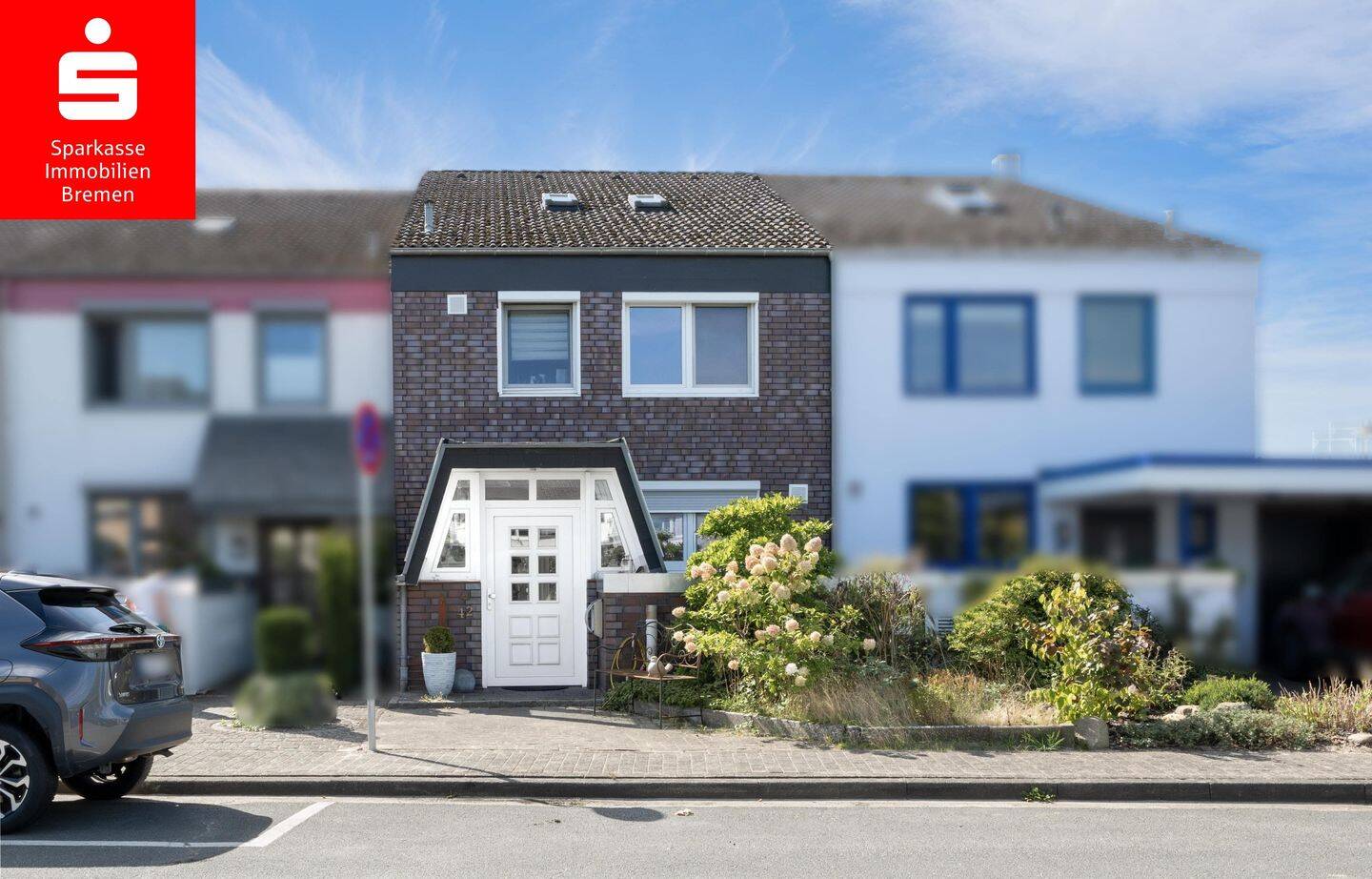 Stuhr bei Bremen: Gepflegtes Reihenhaus mit Garten, Terrasse und Garage, 28816 Stuhr