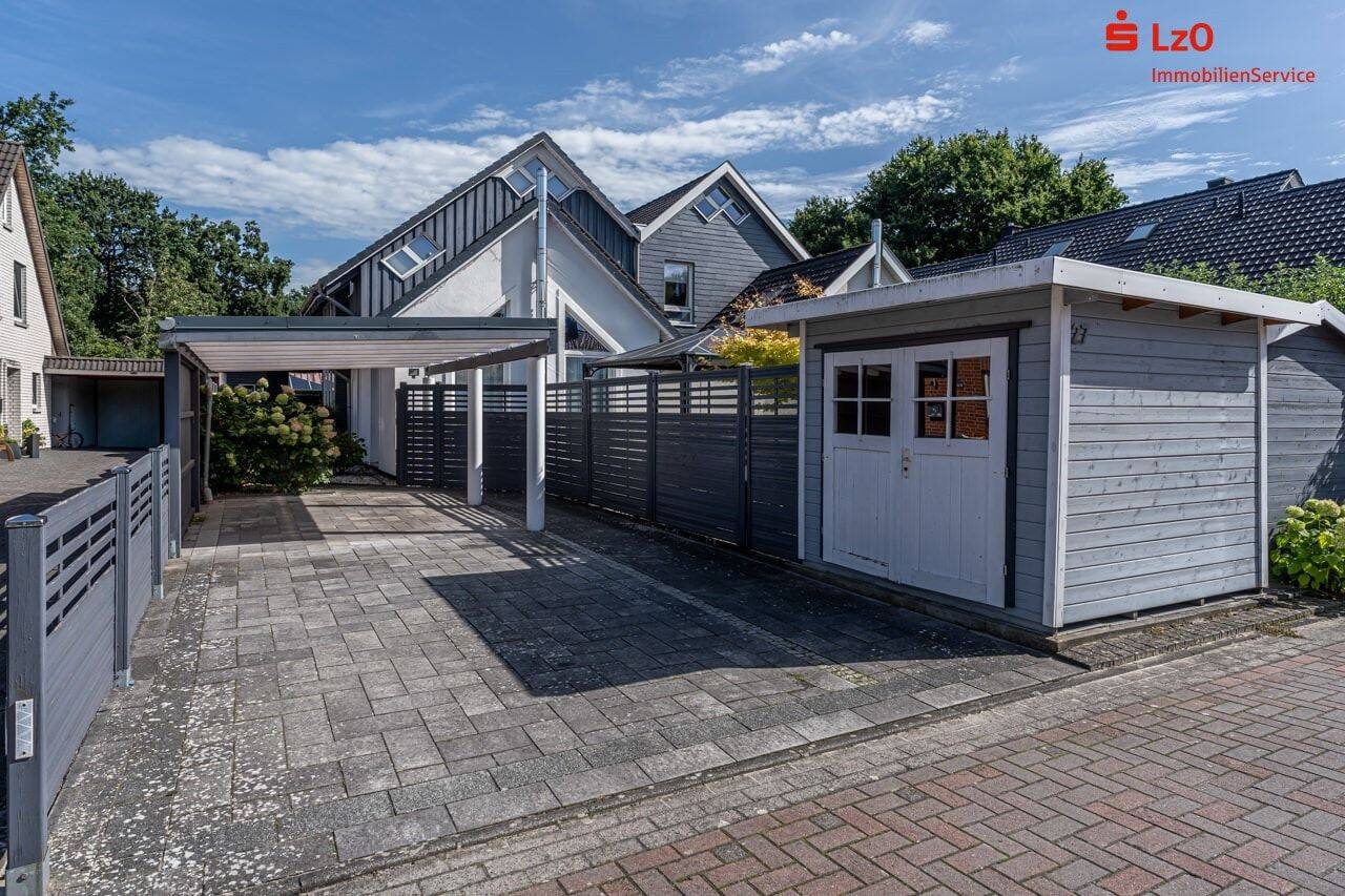 Energieeffiziente Doppelhaushälfte am Stadtrand von Oldenburg in Wiefelstede/Metjendorf, 26215 Wiefelstede