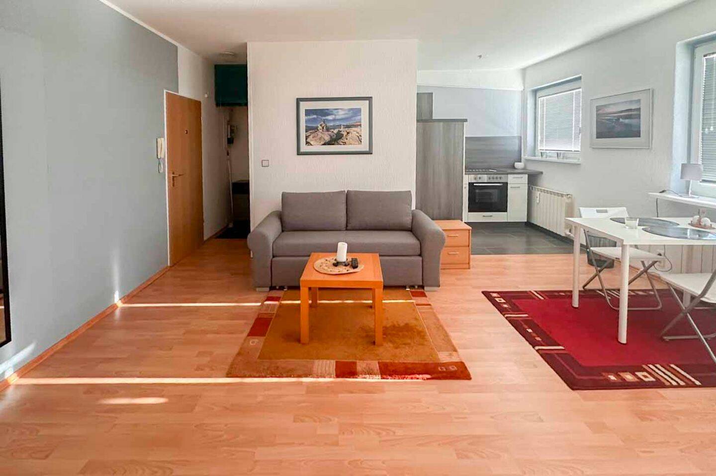 Helle 1-Zimmerwohnung im 7. Obergeschoss mit Aufzug – bezugsfrei in Berlin-Tempelhof, 12105 Berlin (Tempelhof-Schöneberg Mariendorf Schöneberg Tempelhof)
