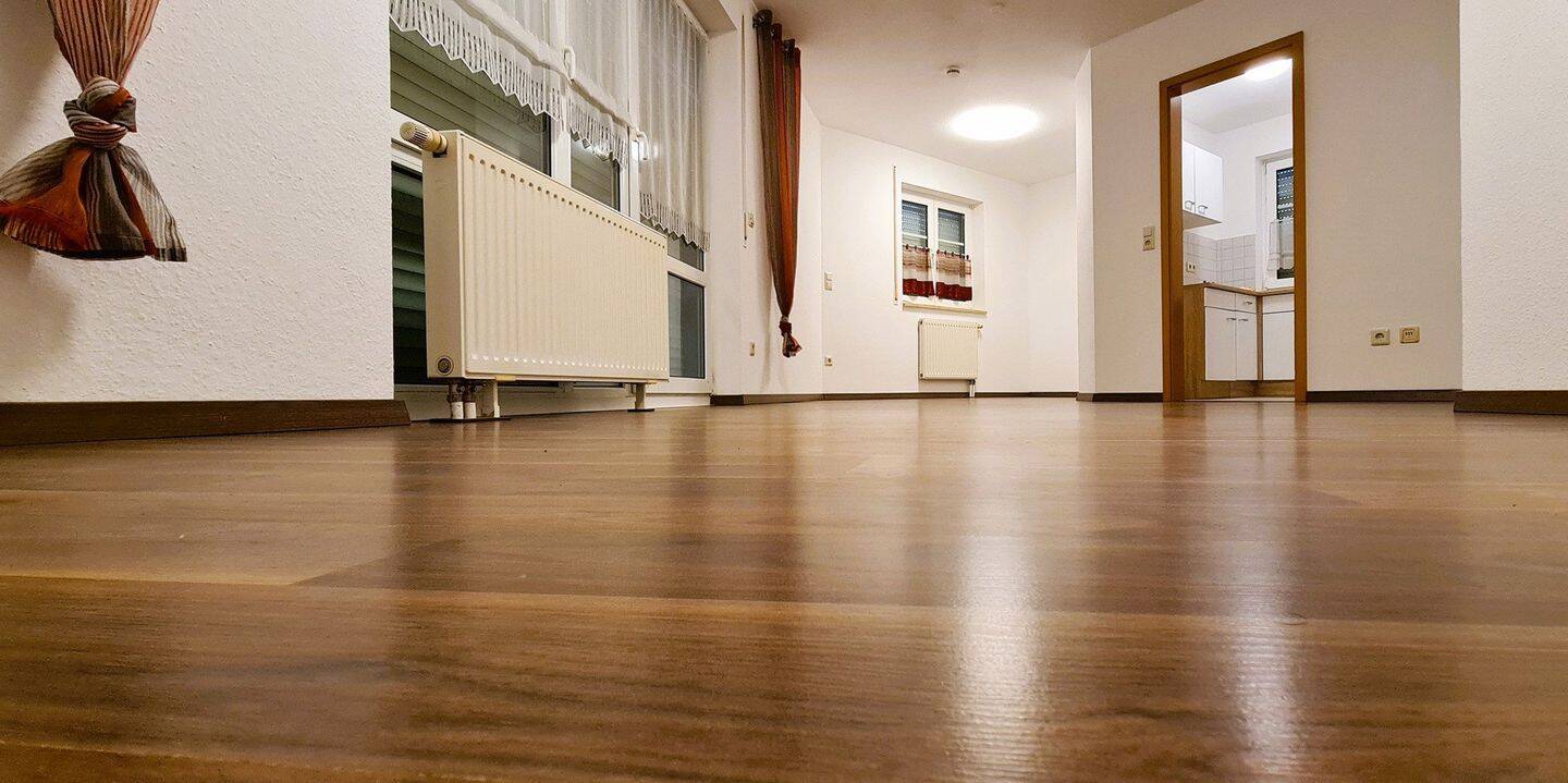 !!! Attraktive, helle Single Wohnung mit Balkon in guter Lage !!!, 7548 Gera