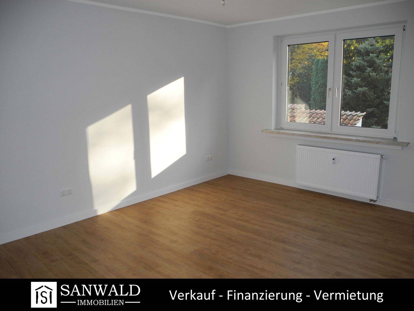 Modernisierte 3,5 Zimmer mit Balkon, 45257 Essen (Byfang Fischlaken Kupferdreh)
