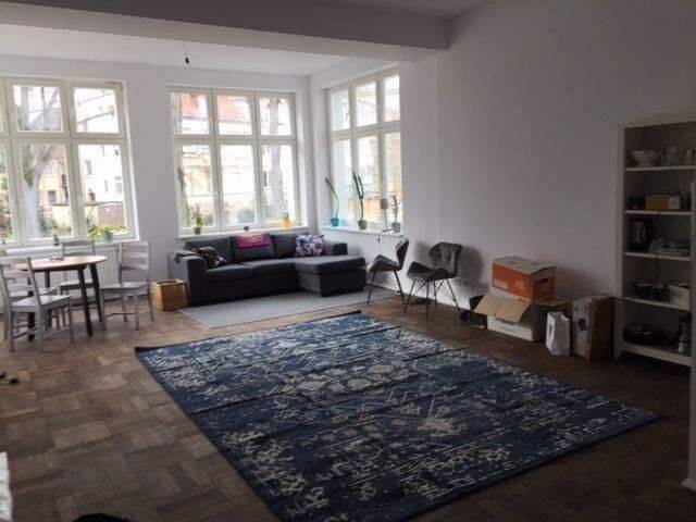 Luckau, Nordpromenade Möbliert, HP, sehr großes helles Zimmer mit Bad und offener Kü, 54 qm, 698,- warm inkl. mit Parkett etc., 15926 Luckau