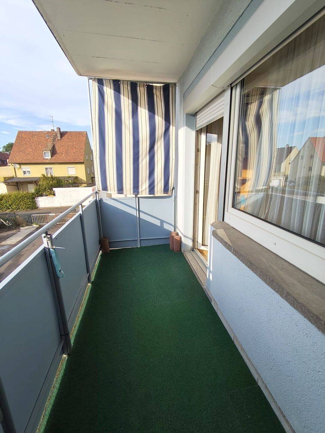 Wohlfühlen in heller, gemütlicher Wohnung mit EBK und Balkon, 97318 Kitzingen