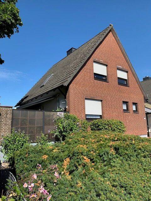 Einfamilienhaus in schönster Wohnlage mit außergewöhnlichem Outdoorbereich in Neumünster-Gartenstadt, 24537 Neumünster (Böcklersiedlung Faldera Gartenstadt)