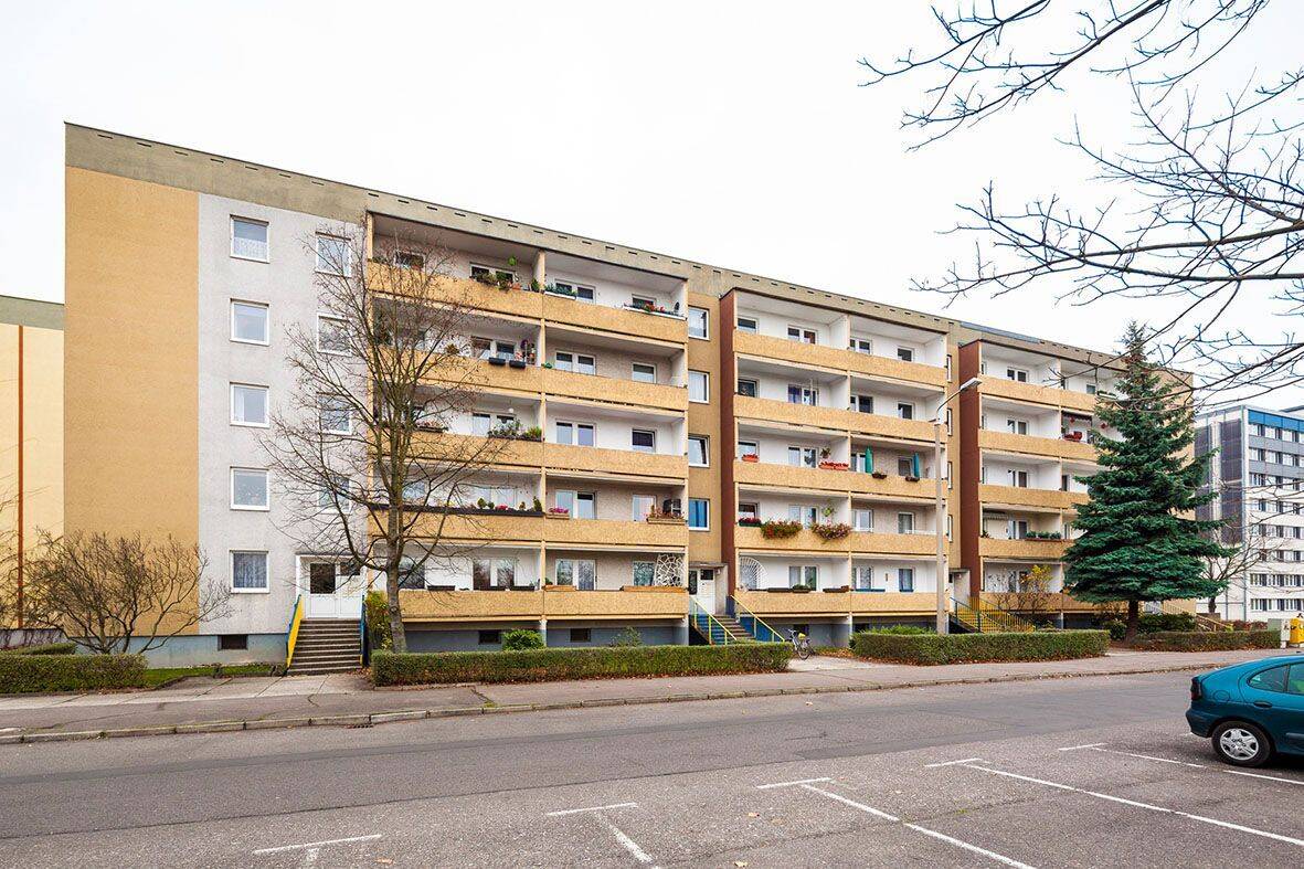 3-Raum-Wohnung mit Balkon/Dusche in ruhiger Wohnlage am Robert-Koch-Park, 4209 Leipzig (Grünau-Mitte Grünau-Nord Grünau-Ost Schönau)