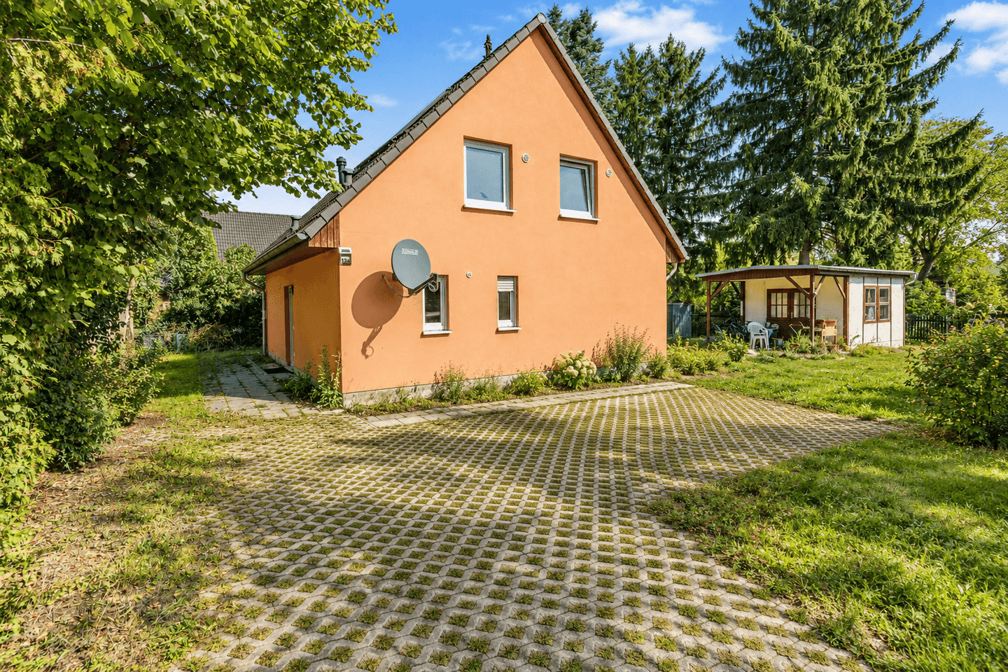 Modernes Familienidyll im grünen Bohnsdorf – Einfamilienhaus mit großem Garten & Solartechnik, 12526 Berlin (Treptow-Köpenick Bohnsdorf Kleingartenanlage Grünbergallee)
