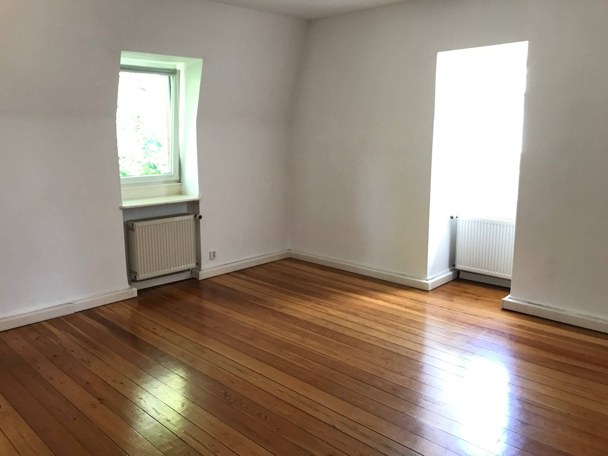 Sehr schöne 2 Zimmer Wohnung in bester Innenstadtlage, 65183 Wiesbaden (Wiesbaden)