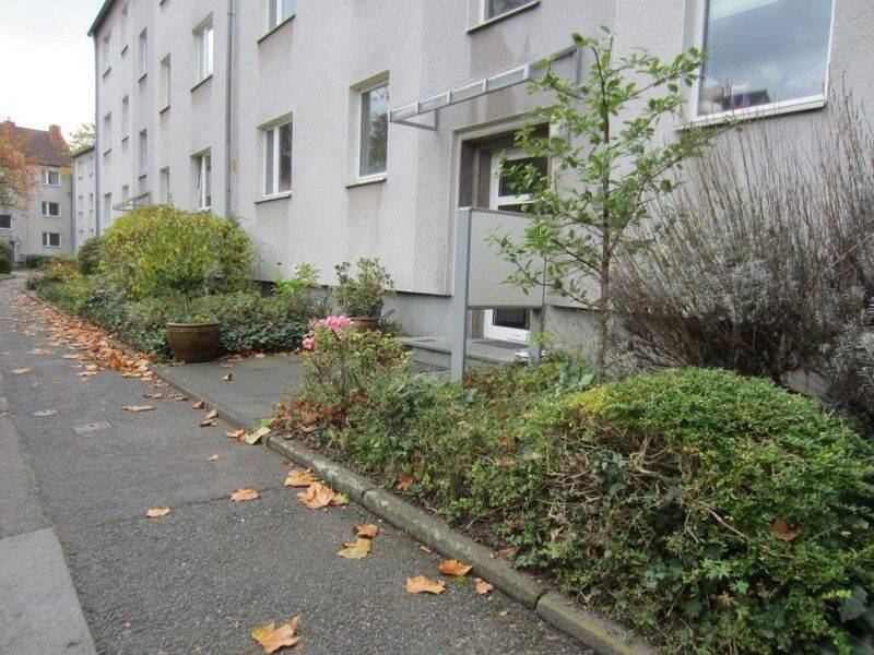 Ab dem 22.11.2026: Tolle 3-Zimmer-Wohnung mit neuem Bad, 40589 Düsseldorf