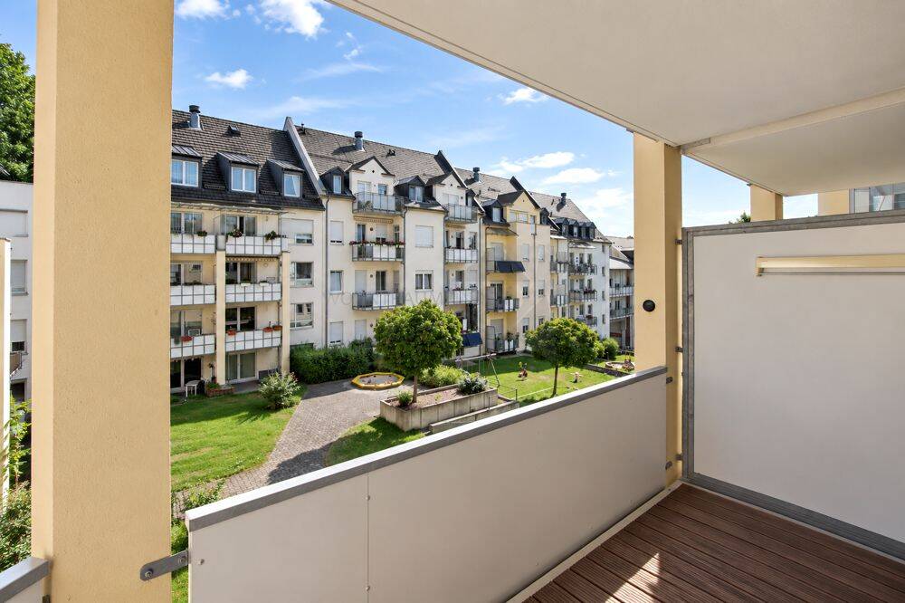!! Wohnen im Kaßberg-Karree !! tolle 3 Raum Whg. mit Balkon, Aufzug und EBK, 9112 Chemnitz (Altendorf Kaßberg Zentrum)