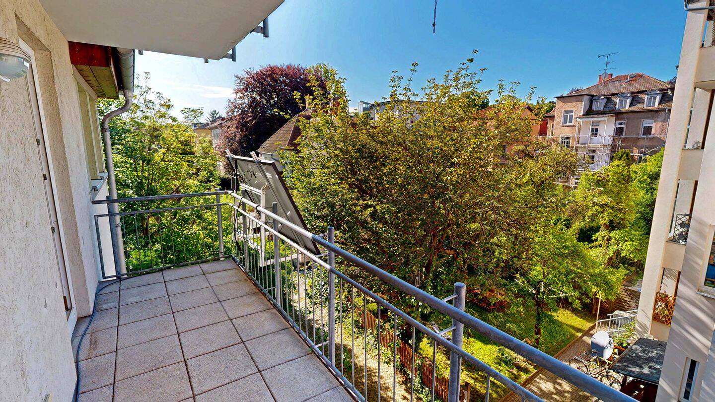 Rarität im Musikerviertel Weimars: freie  3 – Raum-Wohnung  mit 2 x Balkon und TG-Stellplatz, 99423 Weimar (Altstadt Innenstadt Nordvorstadt Südstadt Westvorstadt)