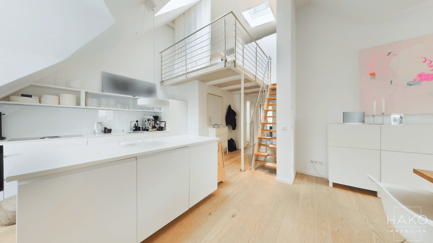 Moderne Dachgeschosswohnung mit dem besonderen Etwas – Ihr neues Zuhause wartet auf Sie, 81549 München (Obergiesing Ramersdorf-Perlach Untergiesing-Harlaching)