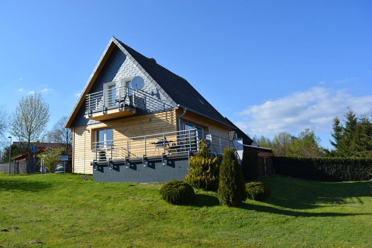 Wohnen, wo andere Urlaub machen – Freistehendes Einfamilienhaus in Buntenbock, 38678 Clausthal-Zellerfeld
