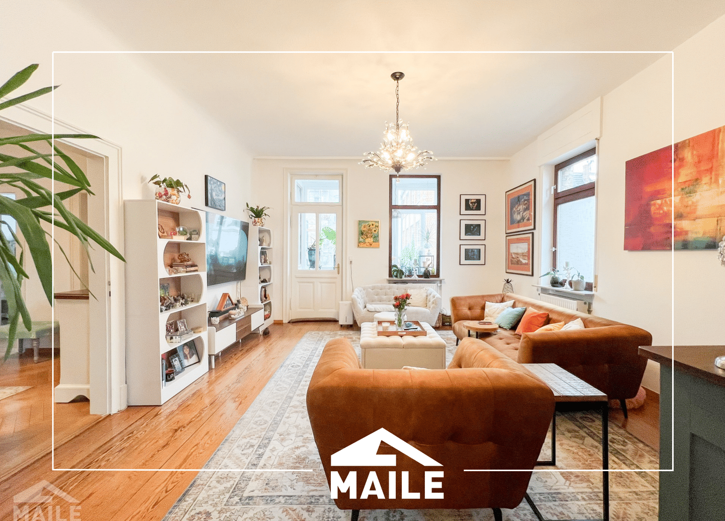 Traumhafte 5,5 Zimmer-Altbauwohnung mit Balkon, Loggia, EBK und Außenstellplatz im Stuttgarter Süden, 70199 Stuttgart (Süd)