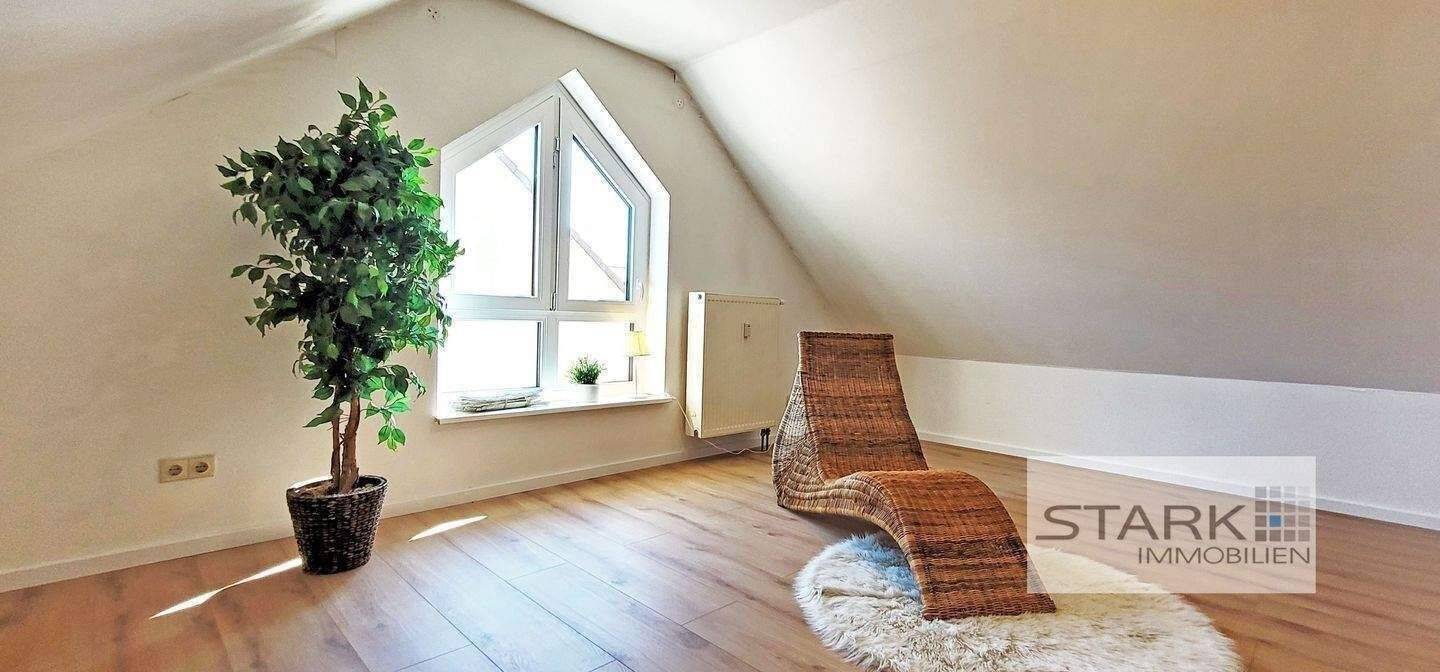 Jetzt zum niedrigeren Preis! Top Maisonette mit herrlicher Aussicht in Randlage! Wohngefühl wie im Haus!, 97249 Eisingen
