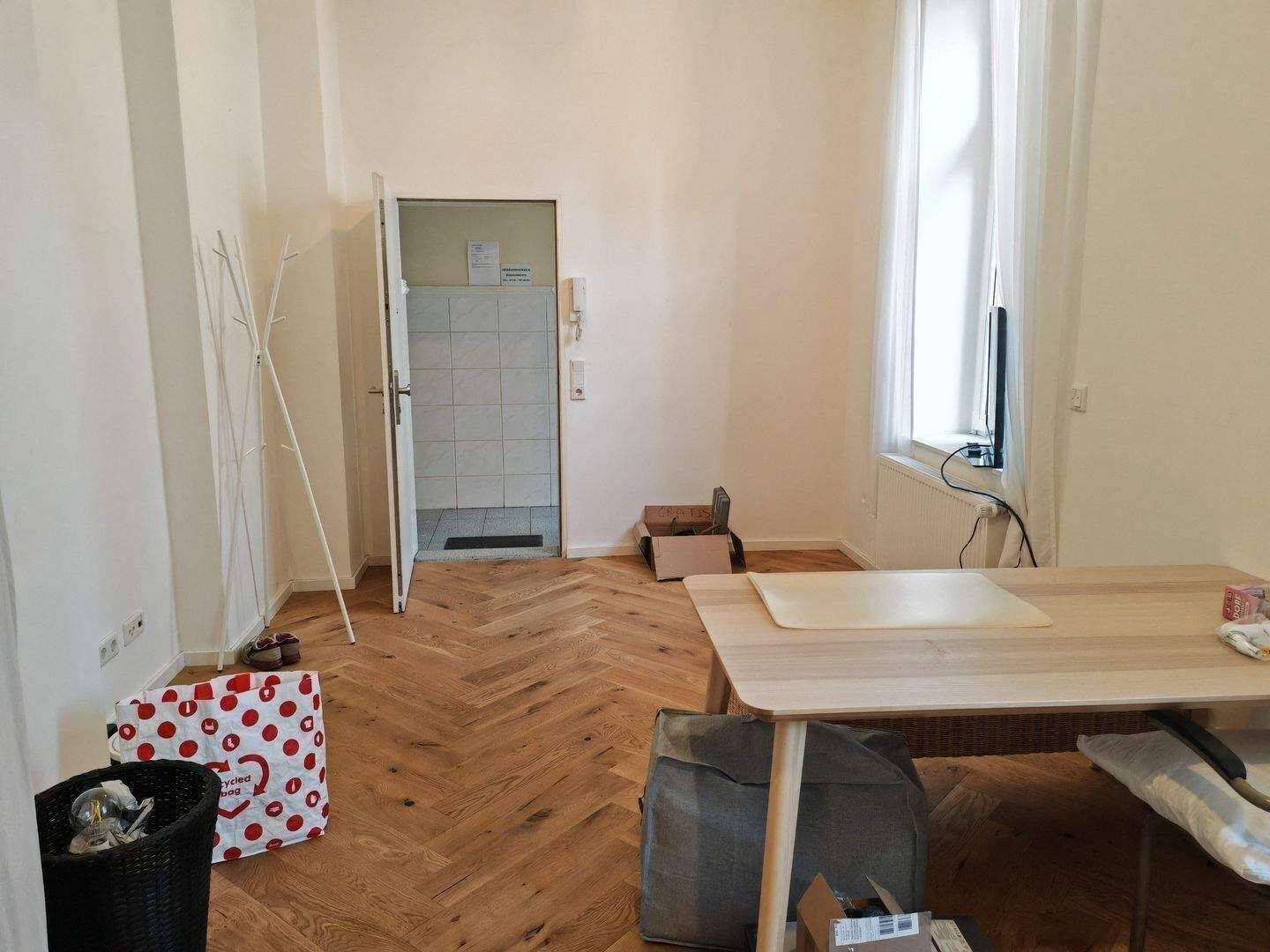 1 ZW STUDIO EBK DUSCHBAD INTERNET STROM HEIZUNG ALLES incl 1 WARMMIETE ! AN DER GOTHE UNI FUSSLÄUFIG ALTE OPER BANKENVIERTEL PENNY DM REWE POST, 60323 Frankfurt am Main (Westend-Nord Westend-Süd)