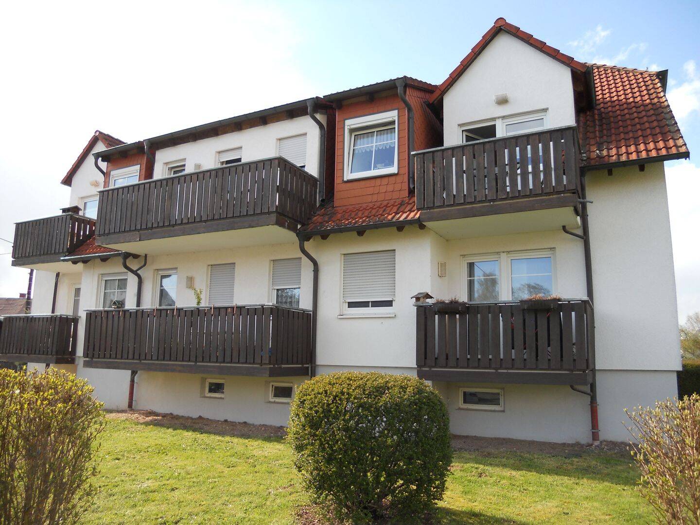 Für junge Leute – 2-Raum-Dachgeschosswohnung mit Balkon und Einbauküche, 8371 Glauchau