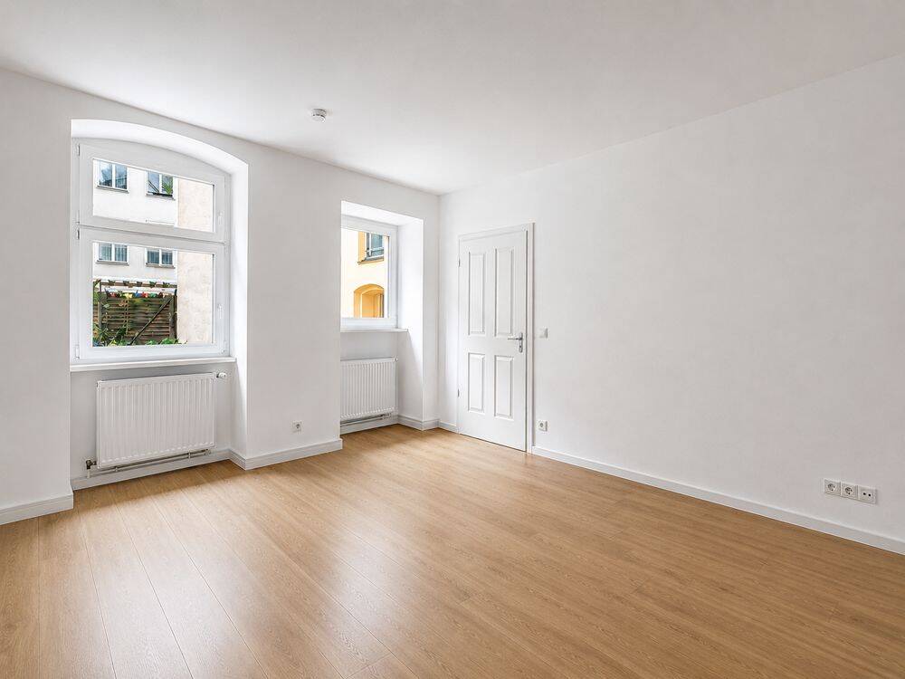 Bezugsfrei: 3-Zi.-Altbauwohnung in Moabit nahe dem Fritz-Schloß-Park, 10559 Berlin (Mitte Moabit Tiergarten)
