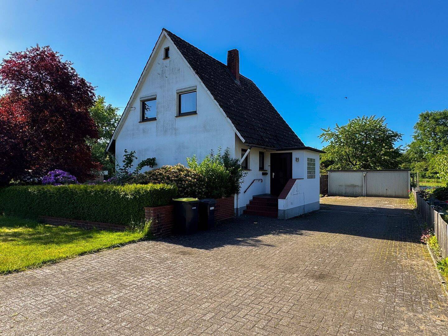 Einfamilienhaus mit großzügigem Grundstück und viel Potenzial, 27419 Hamersen