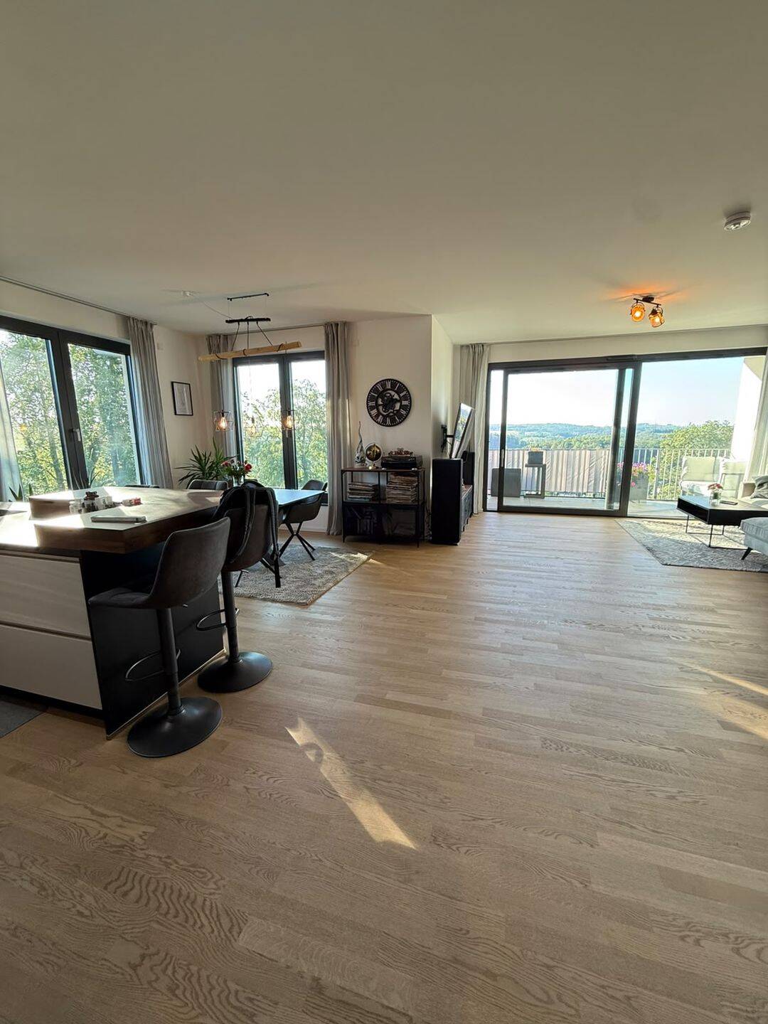 Moderne 2-Zimmer-Wohnung mit großem Balkon, Aufzug & Tiefgarage in Lüdenscheid, 58509 Lüdenscheid