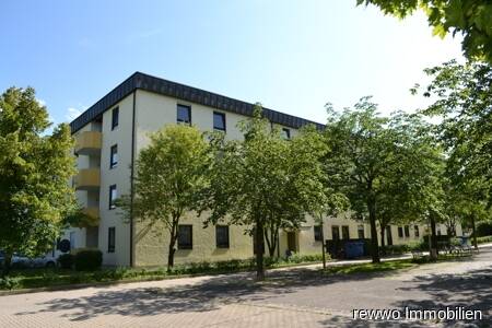 4 Zimmer Erdgeschosswohnung mit Tiefgaragenstellplatz in Burgkirchen, 84508 Burgkirchen a.d. Alz