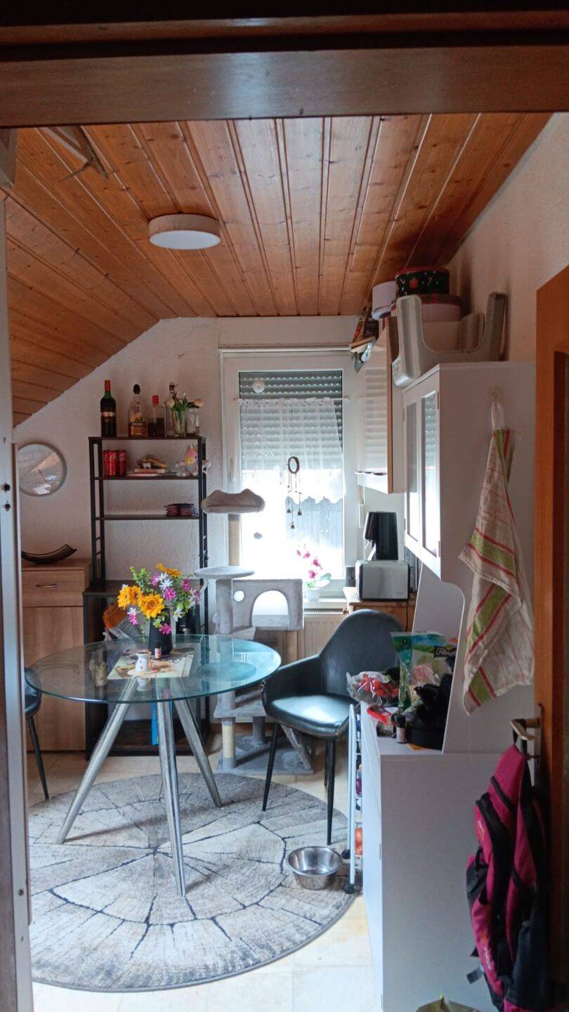 Attraktive 2,5-Zimmer-Dachgeschosswohnung am Waldrand, 75323 Bad Wildbad