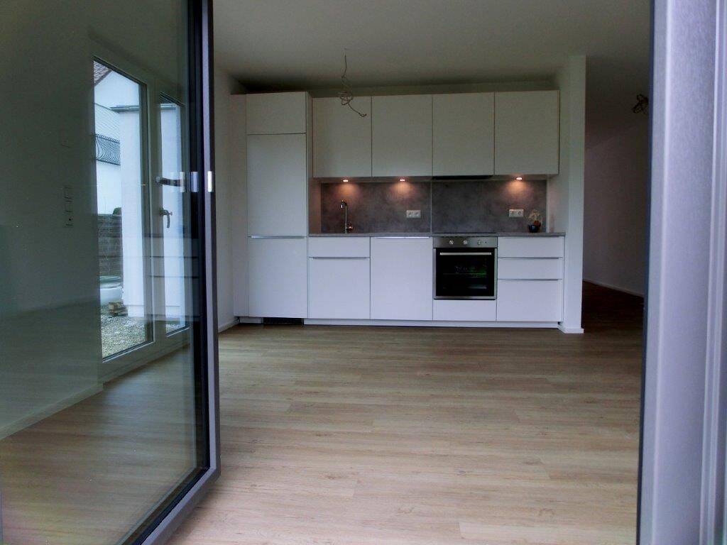 Moderne 2,5-Zimmer-Terrassenwohnung mit EBK in zentraler Lage, 86668 Karlshuld