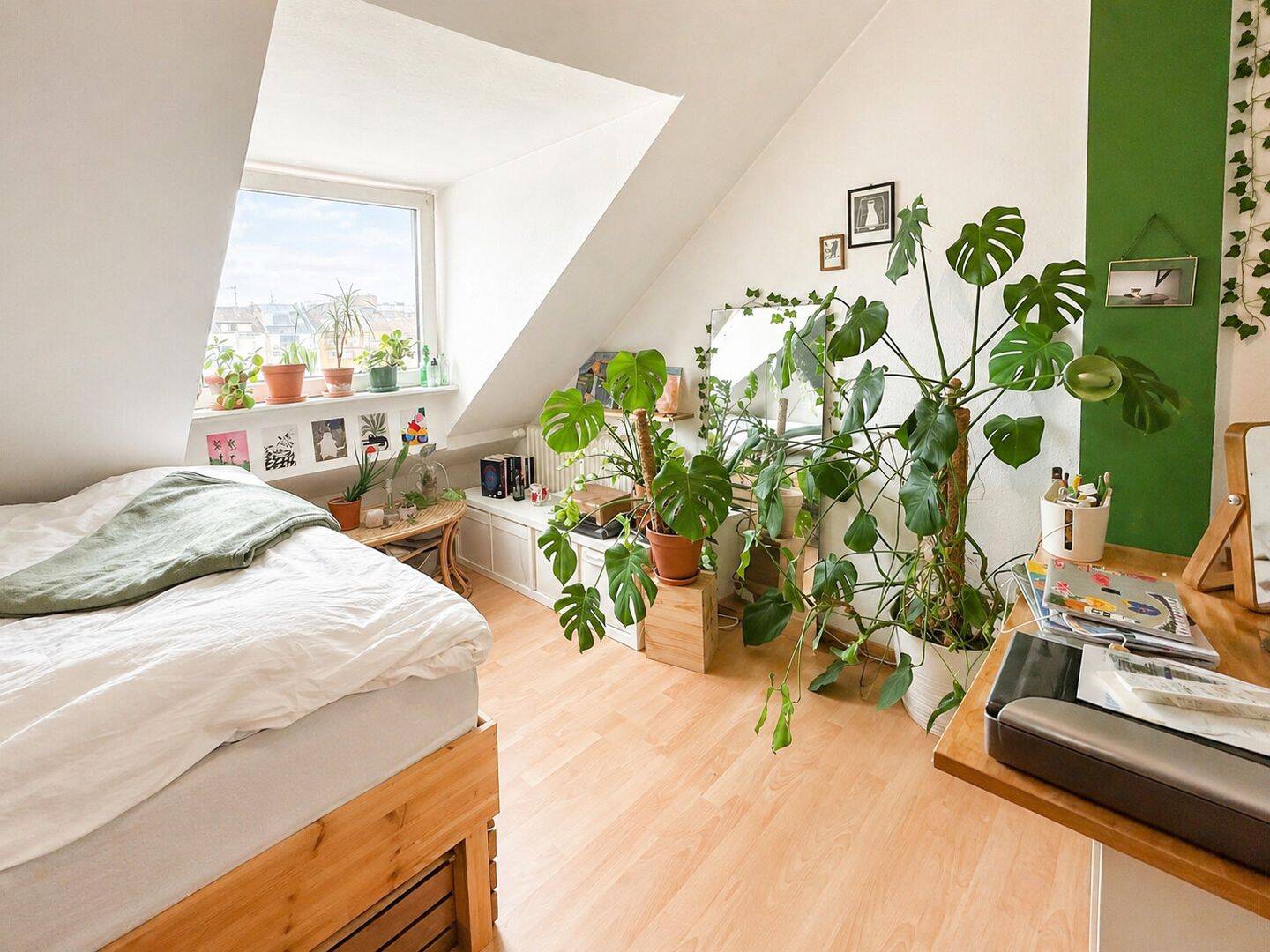 Mitten im Stadtleben und dennoch den Weitblick genießen – attraktive Etagenwohnung mit Charme, 40217 Düsseldorf (Friedrichstadt Unterbilk)