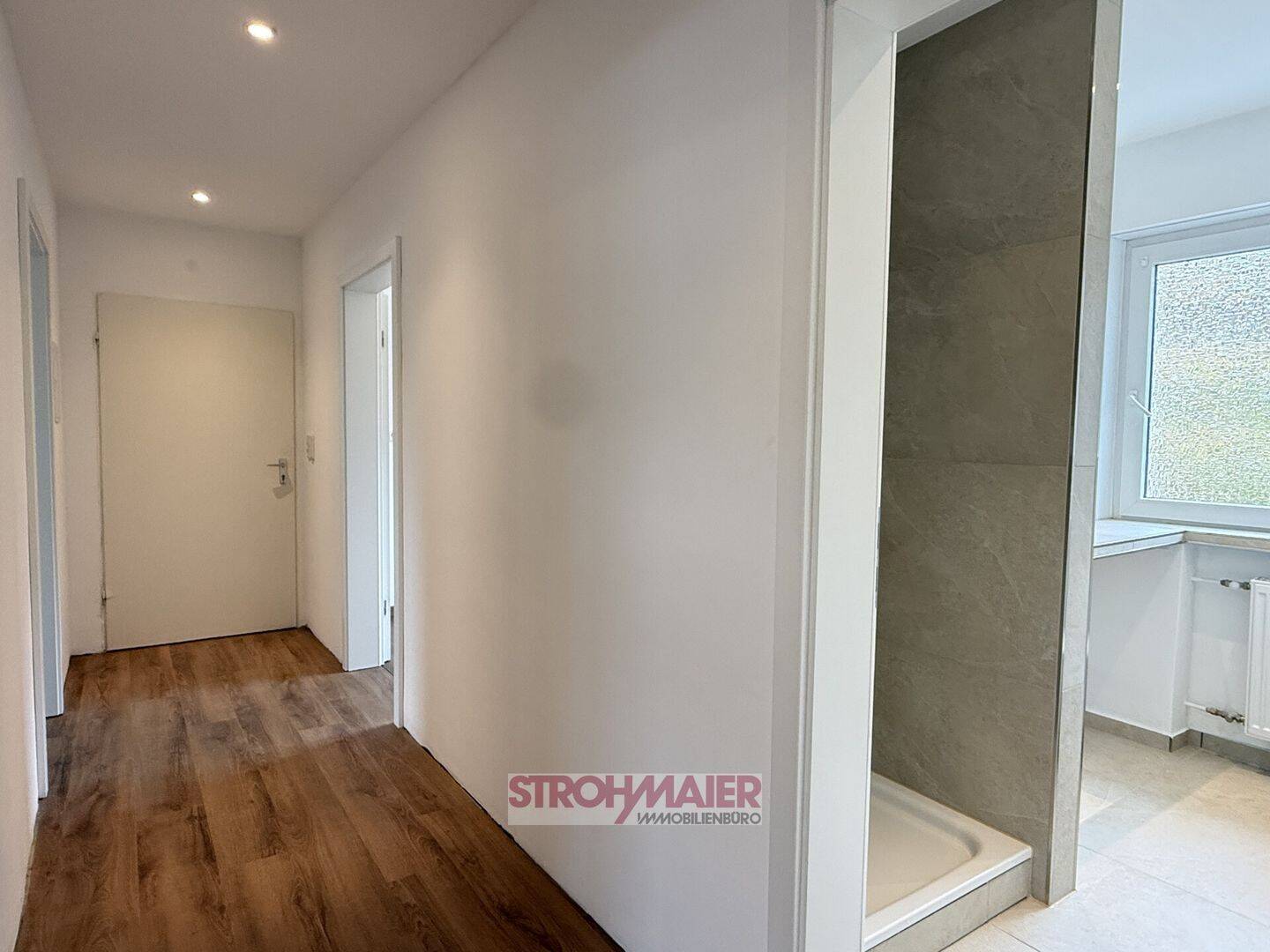 Renovierte 3-Zimmer-Wohnung mit Balkon in ruhiger Lage am Kunigundenberg, 91207 Lauf a.d. Pegnitz (Lauf)