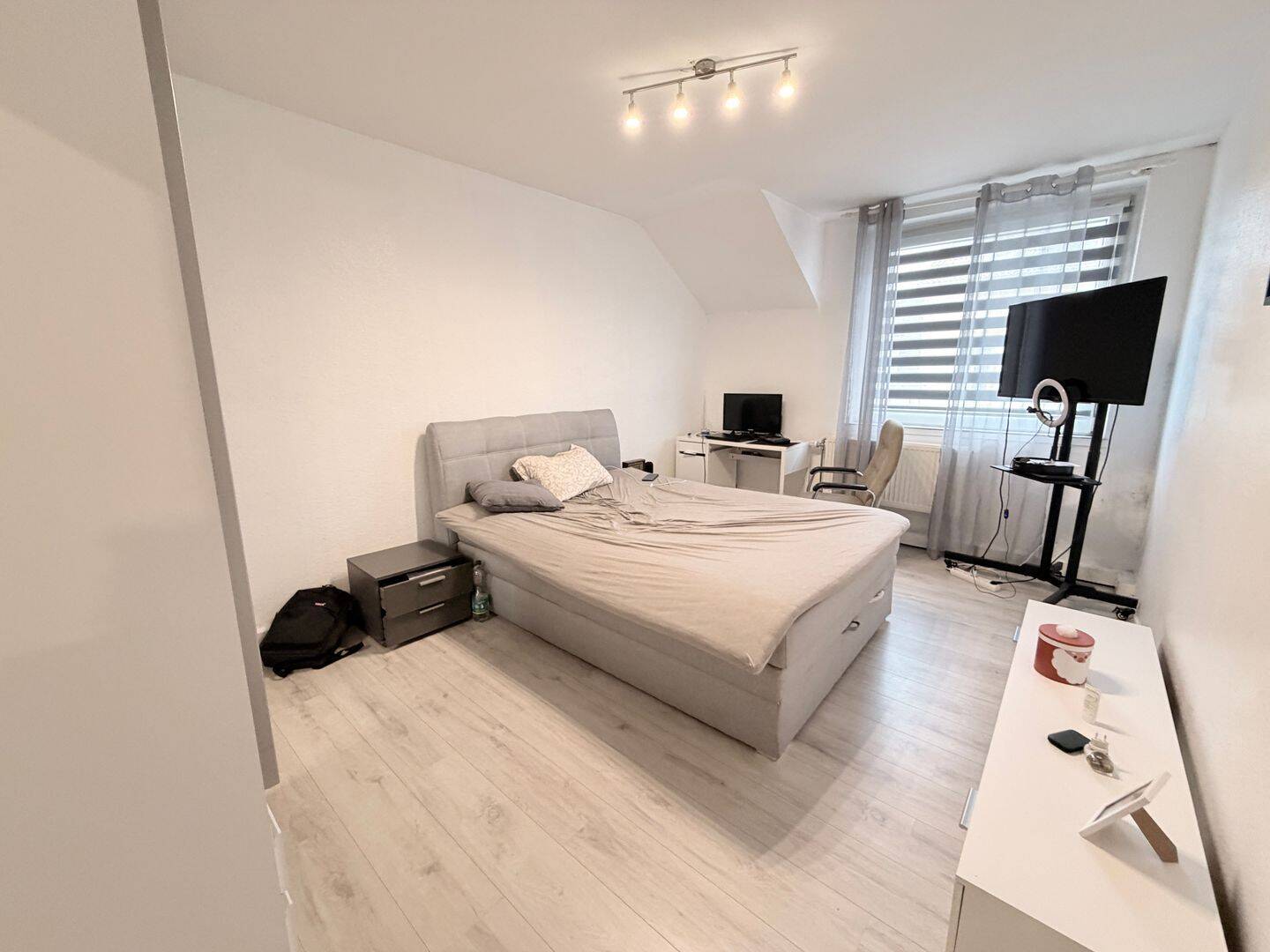Schöne 2 Zimmer Wohnung – ideal für kleine Familie, 47798 Krefeld (Cracau Dießem/Lehmheide Inrath/Kliedbruch Kempener Feld/Baakeshof Stadtmitte)