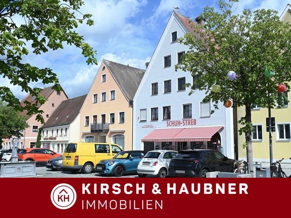 Große 5-Zimmer- Wohnung über 2 Etagen! Freystadt – Marktplatz, 92342 Freystadt