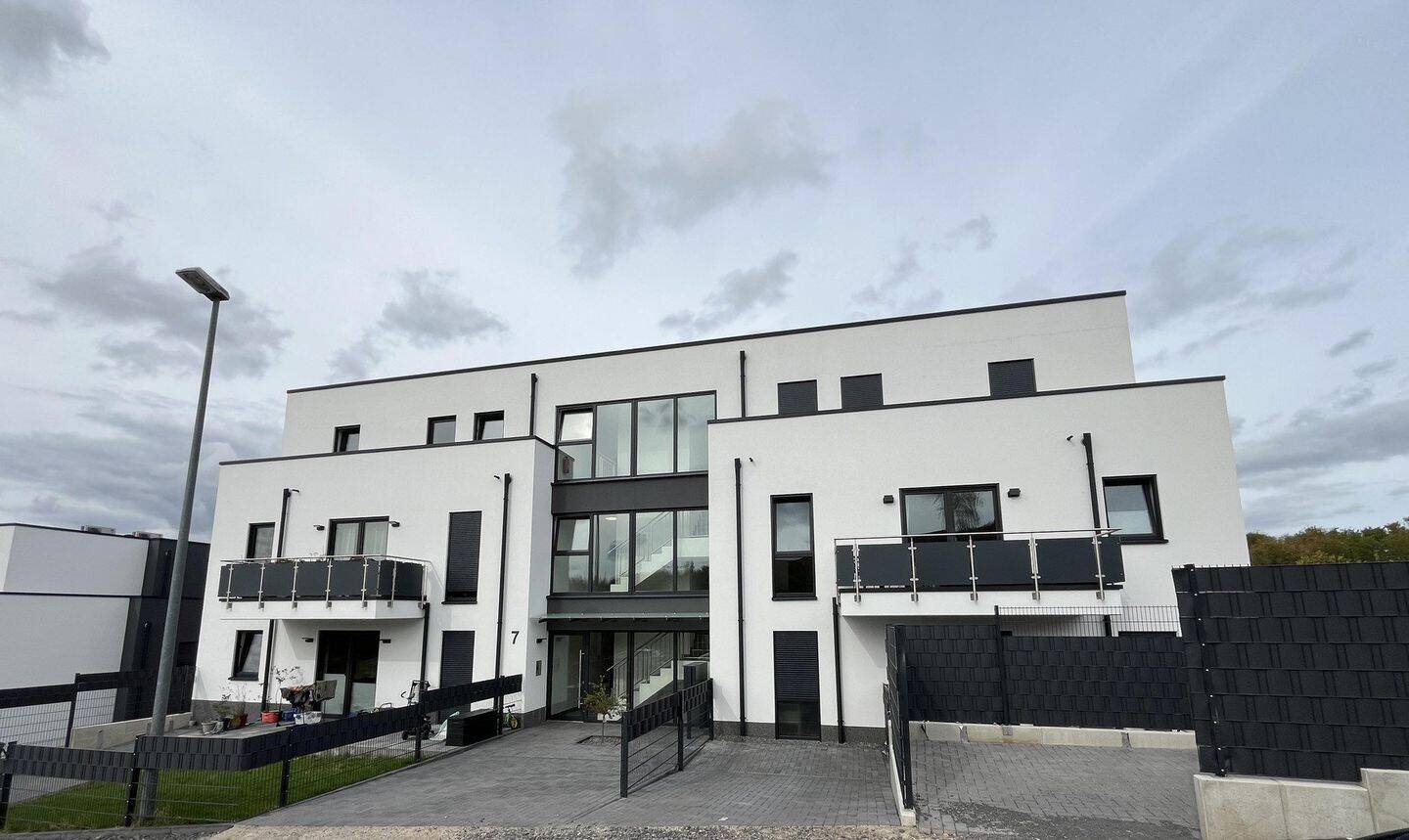 Moderne 4 Zimmer Wohnungen mit Balkon, 53894 Mechernich
