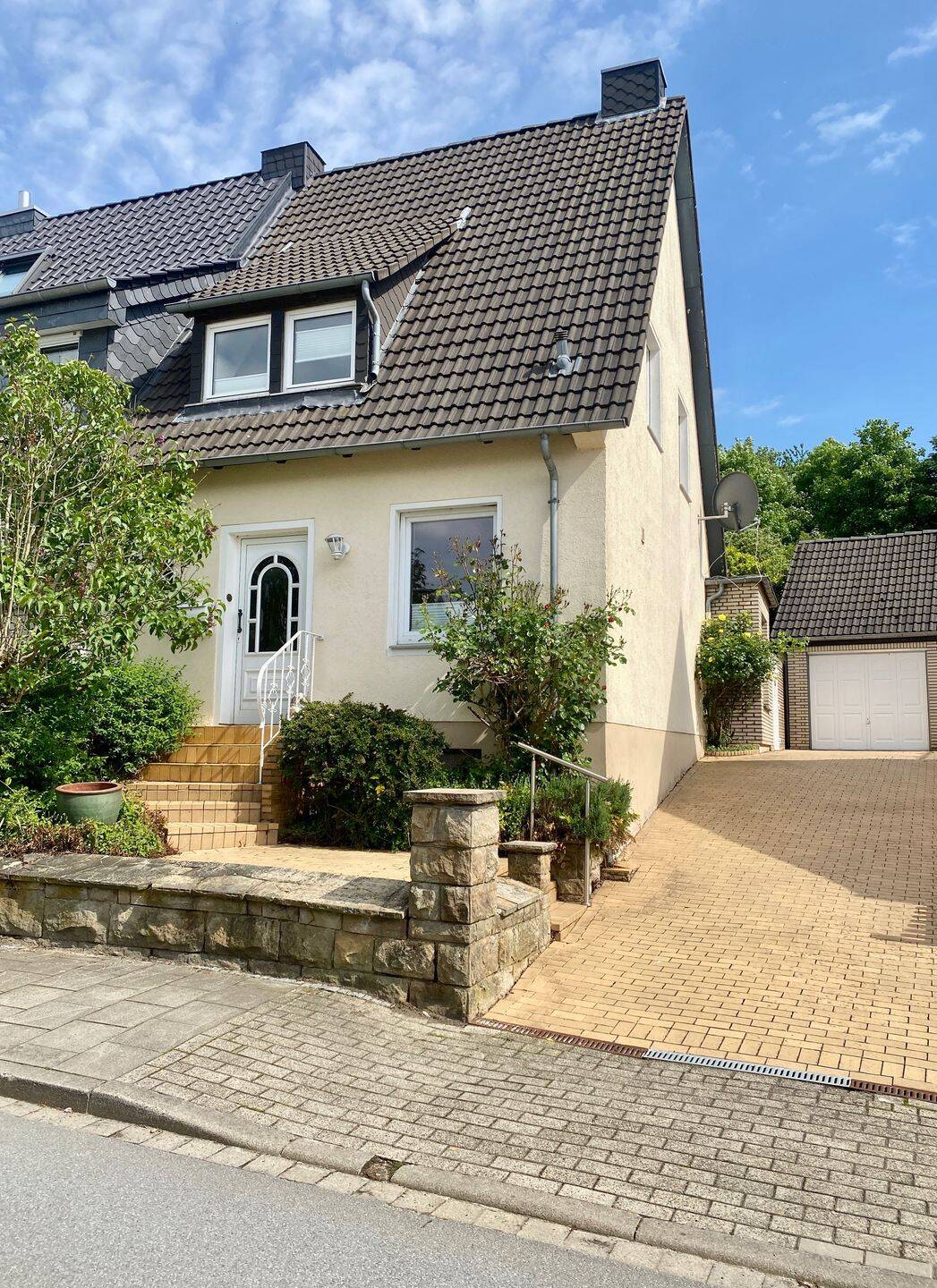 Mit großem Garten und Ausbaureserve im Widukindland, 49086 Osnabrück (Darum Gretesch Lüstringen Voxtrup Widukindland)
