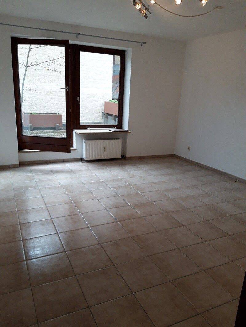 1-Zimmer-Wohnung mit Dachterrasse zentral in Erlangen, 91054 Erlangen (Burgberg Erlangen-Nord Erlangen-Ost Innenstadt Sieglitzhof)