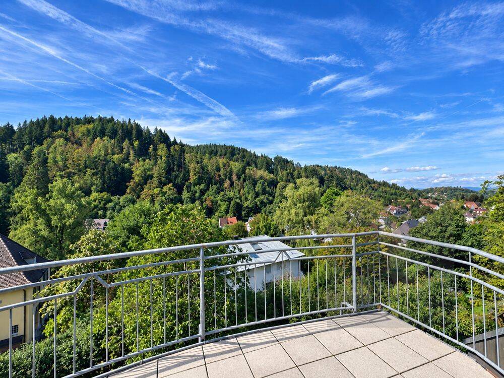 3-Zimmer-Maisonette mit traumhaftem Panoramablick in Günterstal, 79100 Freiburg im Breisgau (Günterstal Vauban Wiehre)