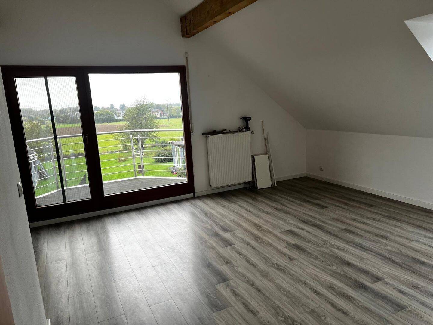 Renovierte 2- Zimmer Wohnung mit Balkon., 57635 Kircheib