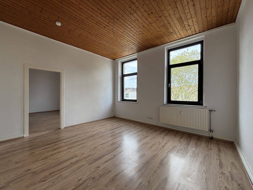 Krefeld – Cracau: 2- Zimmer-Wohnung zu vermieten!, 47799 Krefeld (Bockum Cracau Stadtmitte)