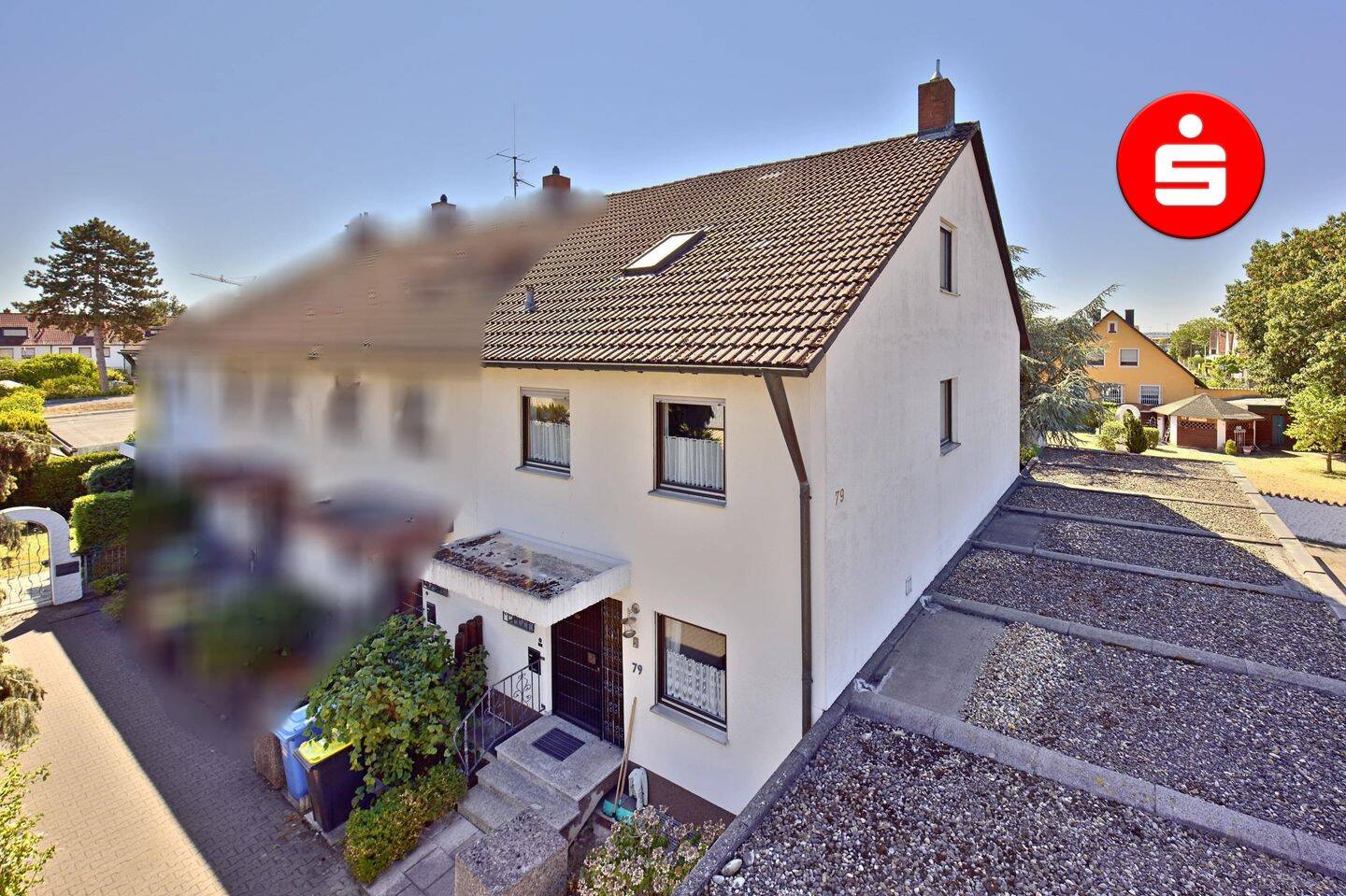 Gepflegtes Reiheneckhaus mit Garage in Nürnberg-Leyh, 90431 Nürnberg