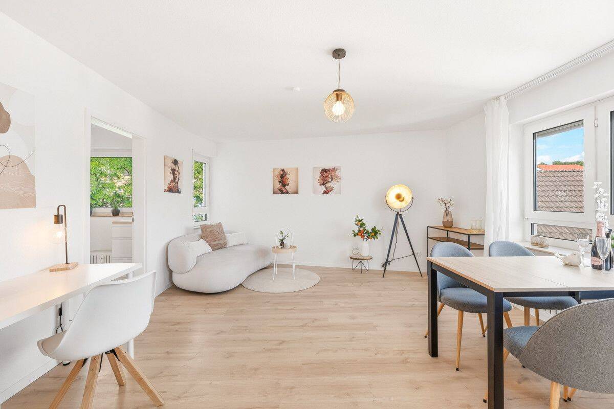Sonne im Herzen: bezugsfreie, ruhige 2-Zi.-Wohnung mitten in ES-City (echte Bilder, keine KI !), 73728 Esslingen am Neckar
