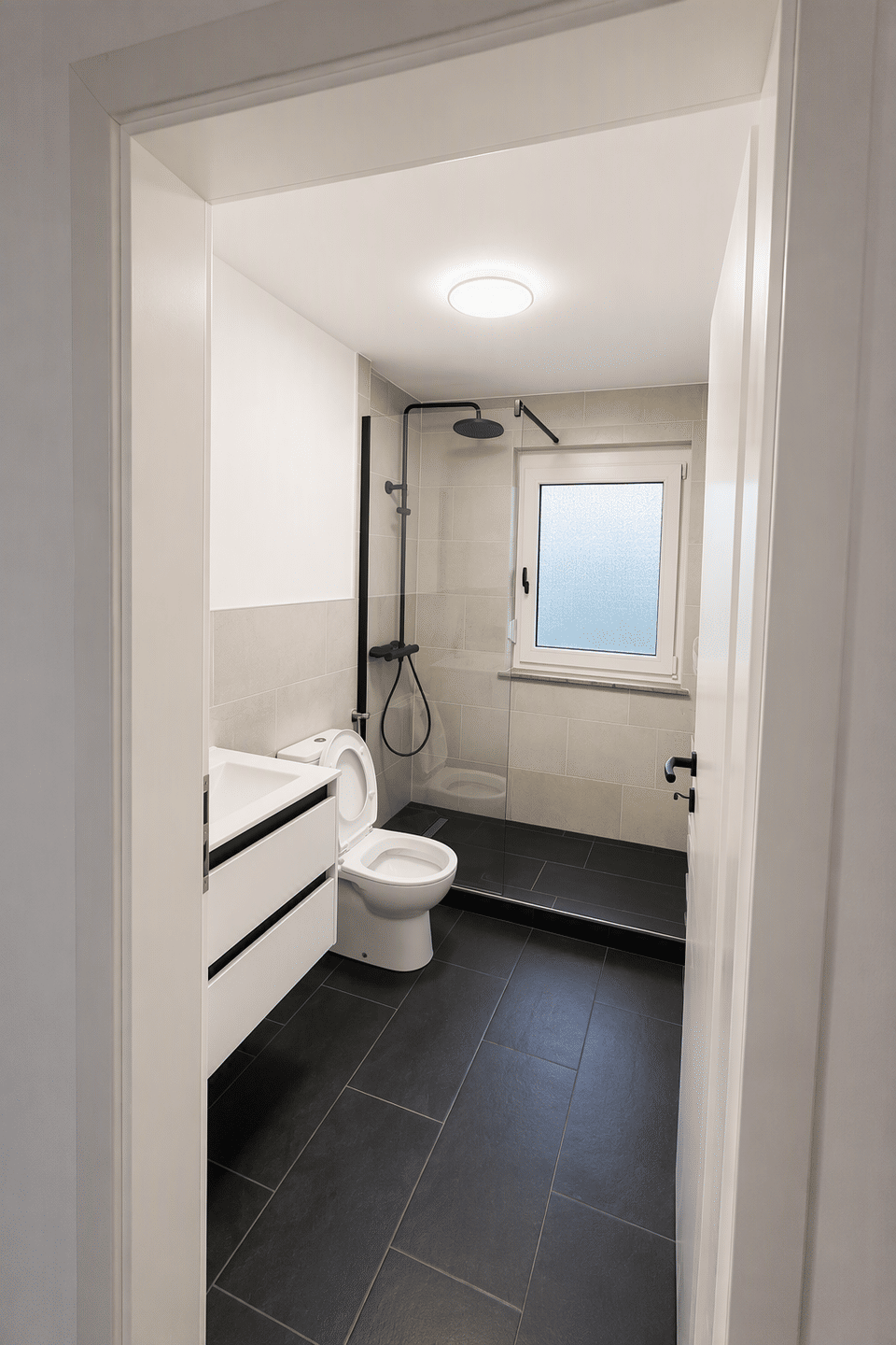 Neu renovierte 1-Zimmer-Wohnung mit Stellplatz – Einziehen und Wohlfühlen, 90547 Stein