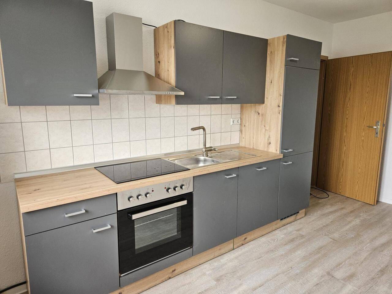 Wohnung mit Einbauküche, 39110 Magdeburg (Diesdorf Stadtfeld West)
