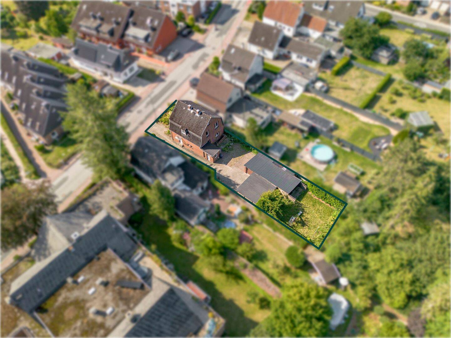 Großzügiges Wohnen mit Charme und Entwicklungspotenzial in Stockelsdorf, 23617 Stockelsdorf