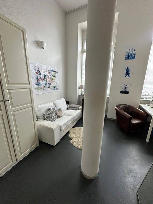 **Die ideale Studentennwohnung! Modernes Wohnen hinter historischer Fassade auf der Kaiserstraße**, 53113 Bonn (Gronau Kessenich Poppelsdorf Zentrum)