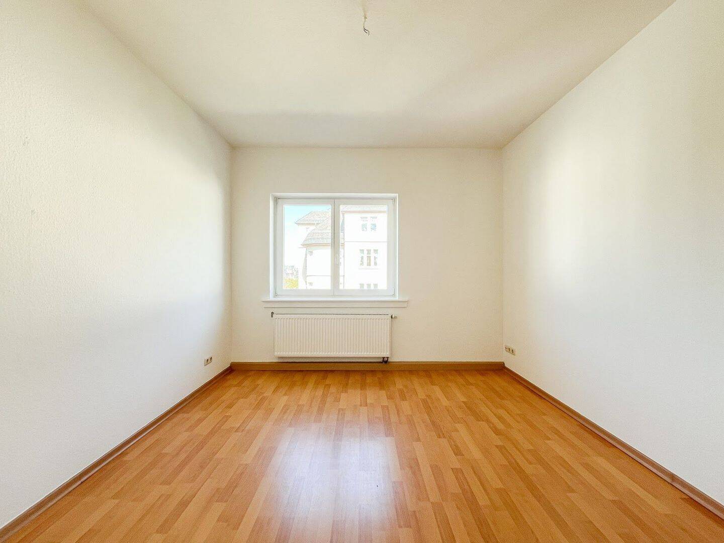 2 Monate mietfrei wohnen*: Lichtdurchflutete Wohnung mit Tageslichtbad und grünem Innenhof, 9112 Chemnitz (Altendorf Kaßberg Zentrum)