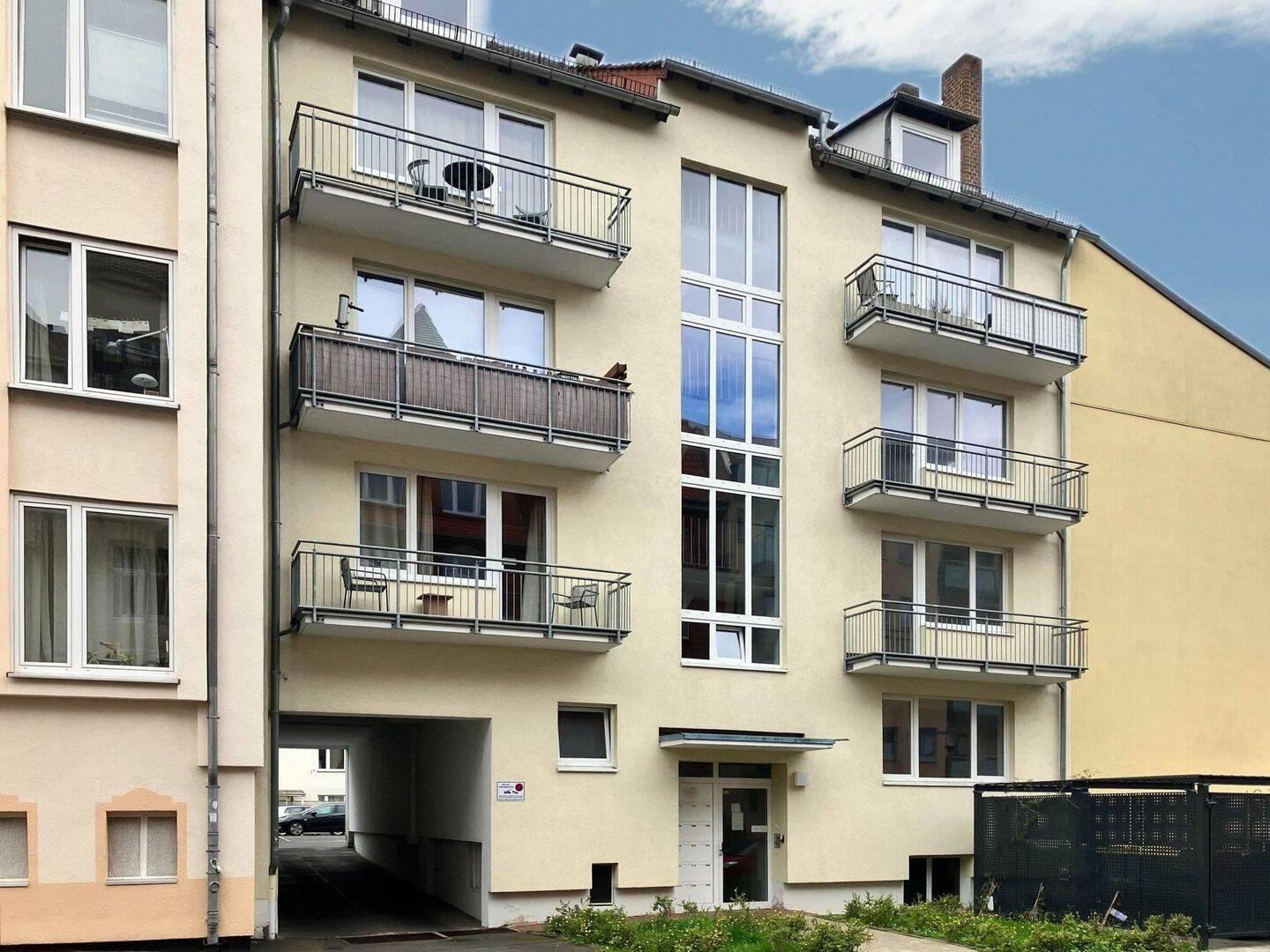Helles Apartment mit Balkon in zentraler Lage von Kassel-Königstor, 34117 Kassel
