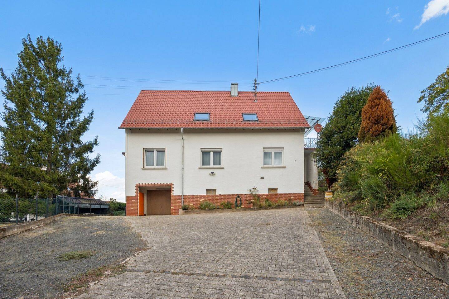 Familien- und Tierparadies mit Weitblick – Modernisiertes 1-2-Familienhaus auf großem Grundstück, 67701 Schallodenbach