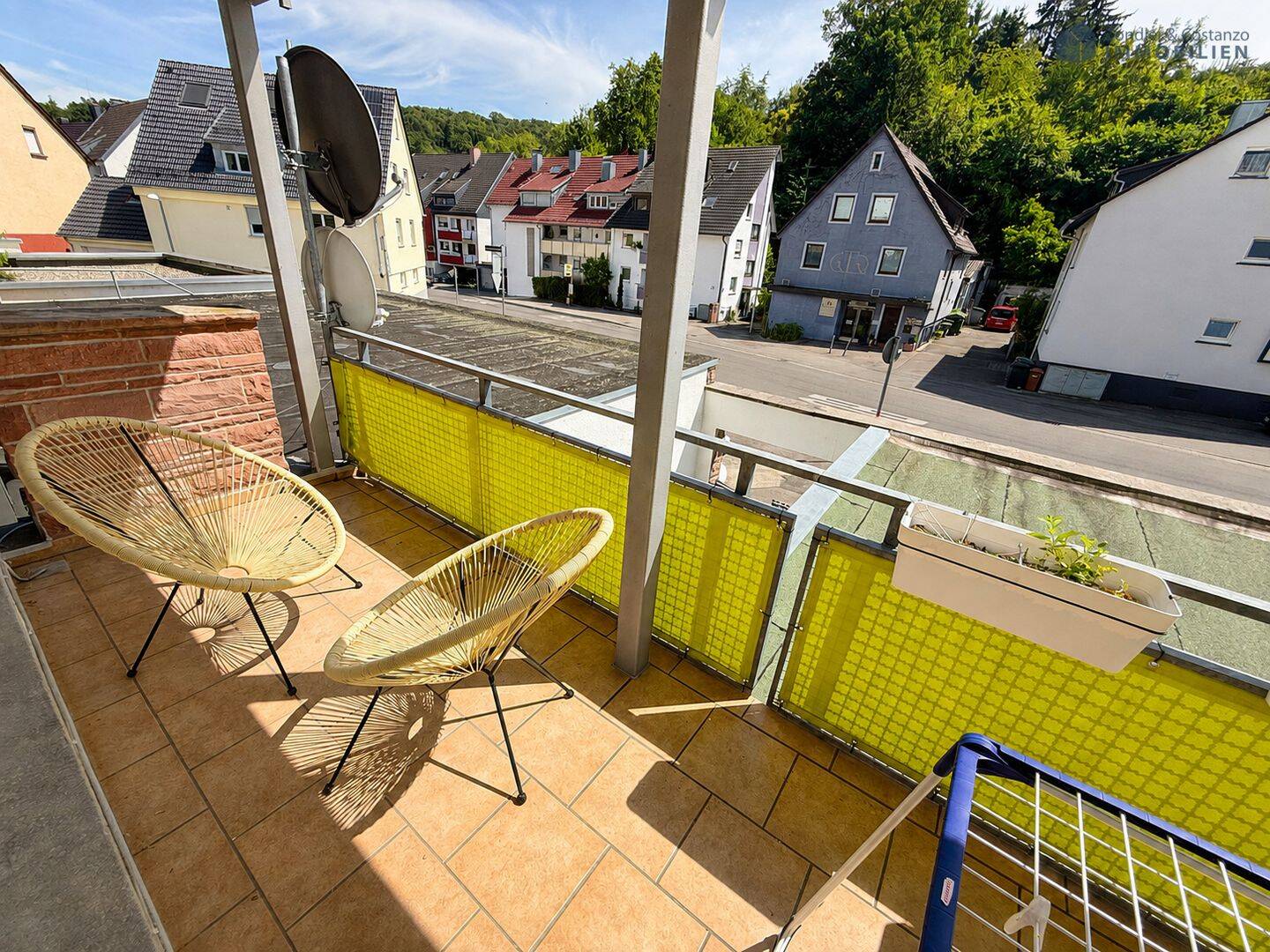 * Gemütliche, 3-Zi.-Whg. in S-Rohracker * EBK * TL-Bad * Keller * Balkon * Garage *, 70329 Stuttgart (Hedelfingen Obertürkheim Rohracker Uhlbach)