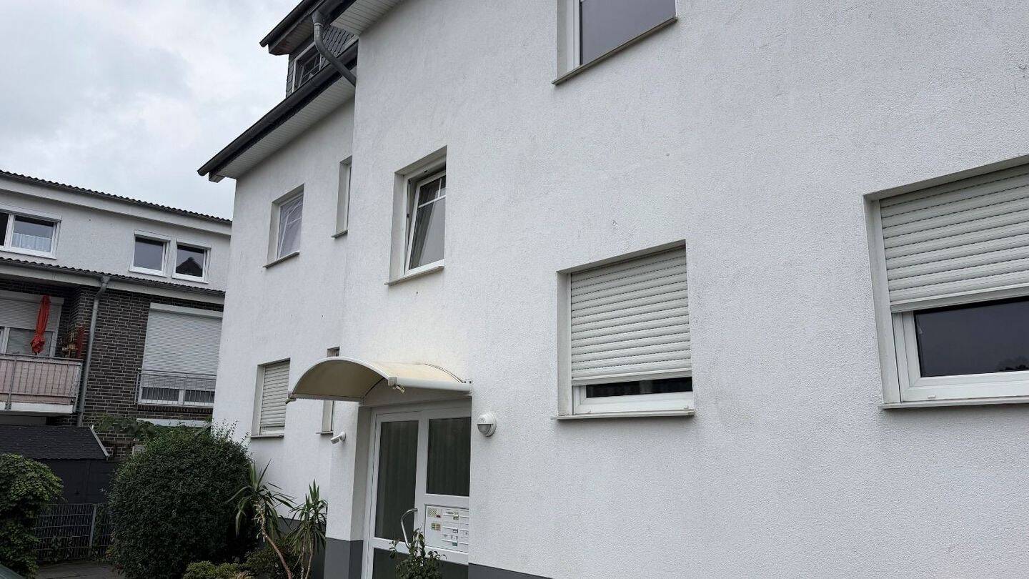 2 Zimmer Balkonwohnung mit Einbauküche in Bremen, Huchting, 28259 Bremen (Grolland Kirchhuchting Mittelshuchting Sodenmatt)