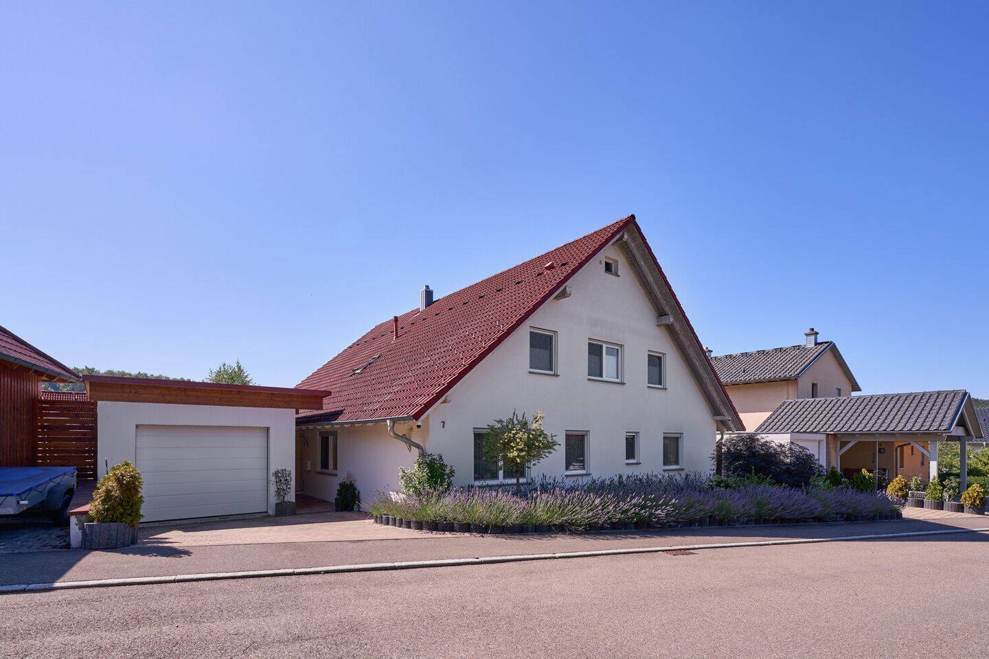Großzügiges Einfamilienhaus mit Garten in ruhiger Lage, 72488 Sigmaringen