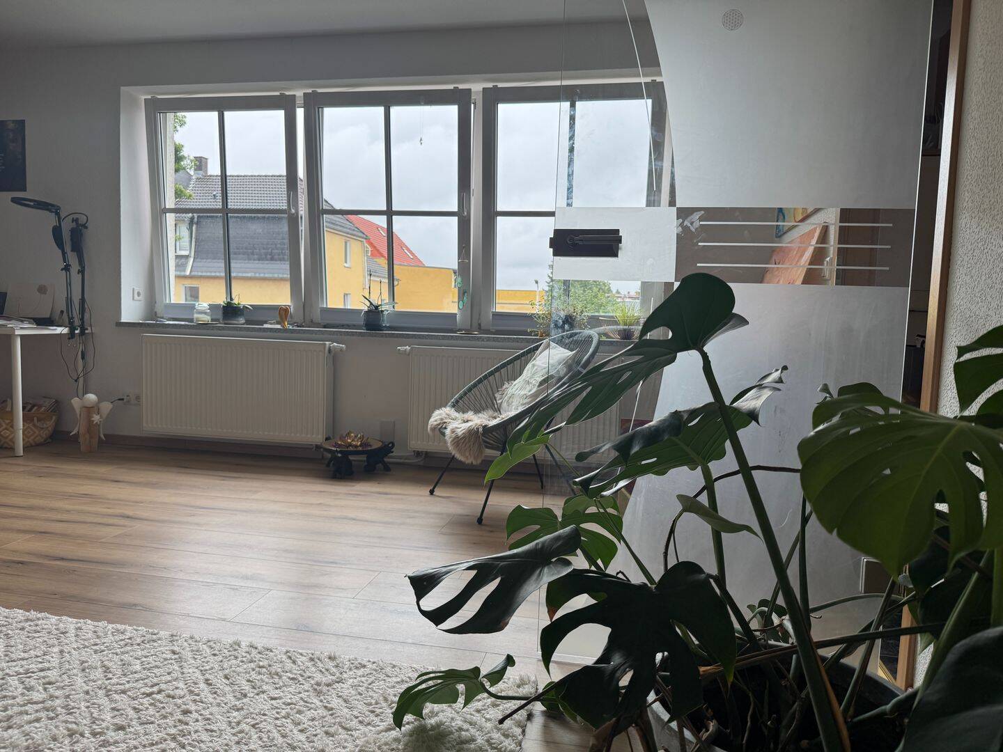 großzügige 3-RWE mit Balkon und Garage, 8064 Zwickau