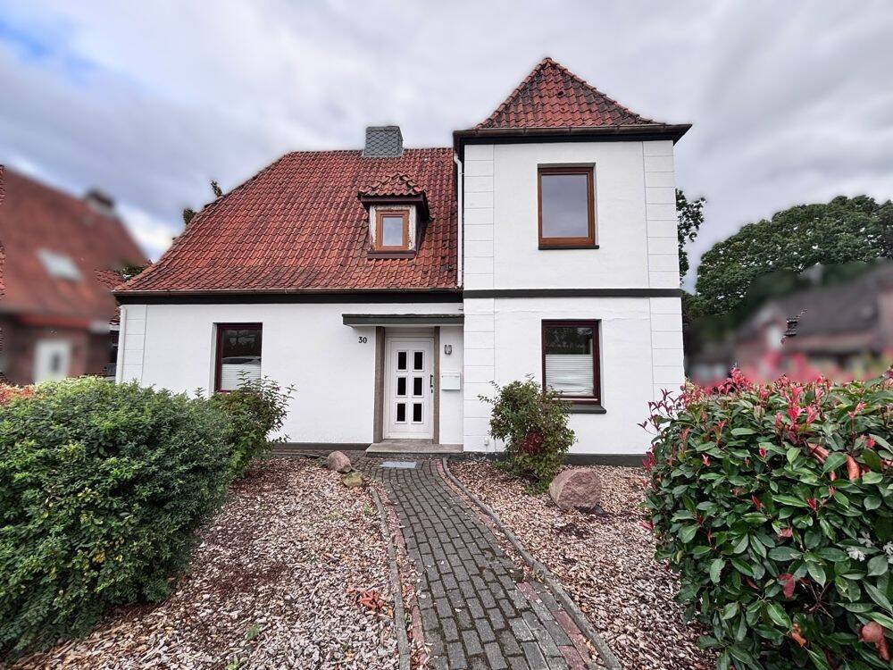 4 – Zimmer Wohnung in Sulingen in zentraler Lage zu vermieten!, 27232 Sulingen